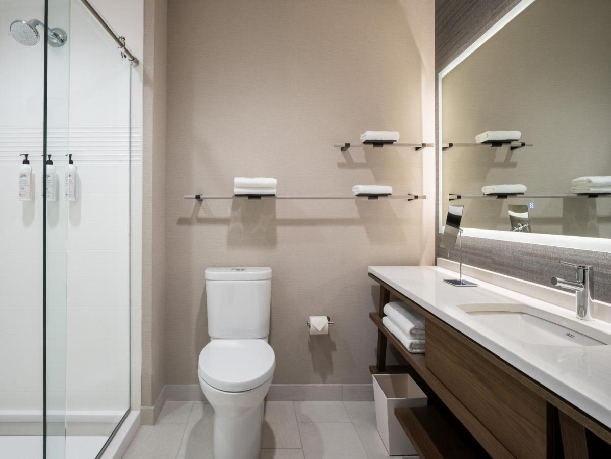 Delta Hotels By Marriott Wichita Falls Convention Center Екстер'єр фото