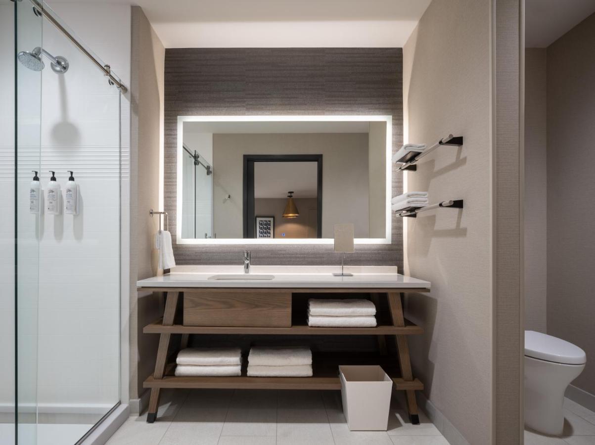Delta Hotels By Marriott Wichita Falls Convention Center Екстер'єр фото