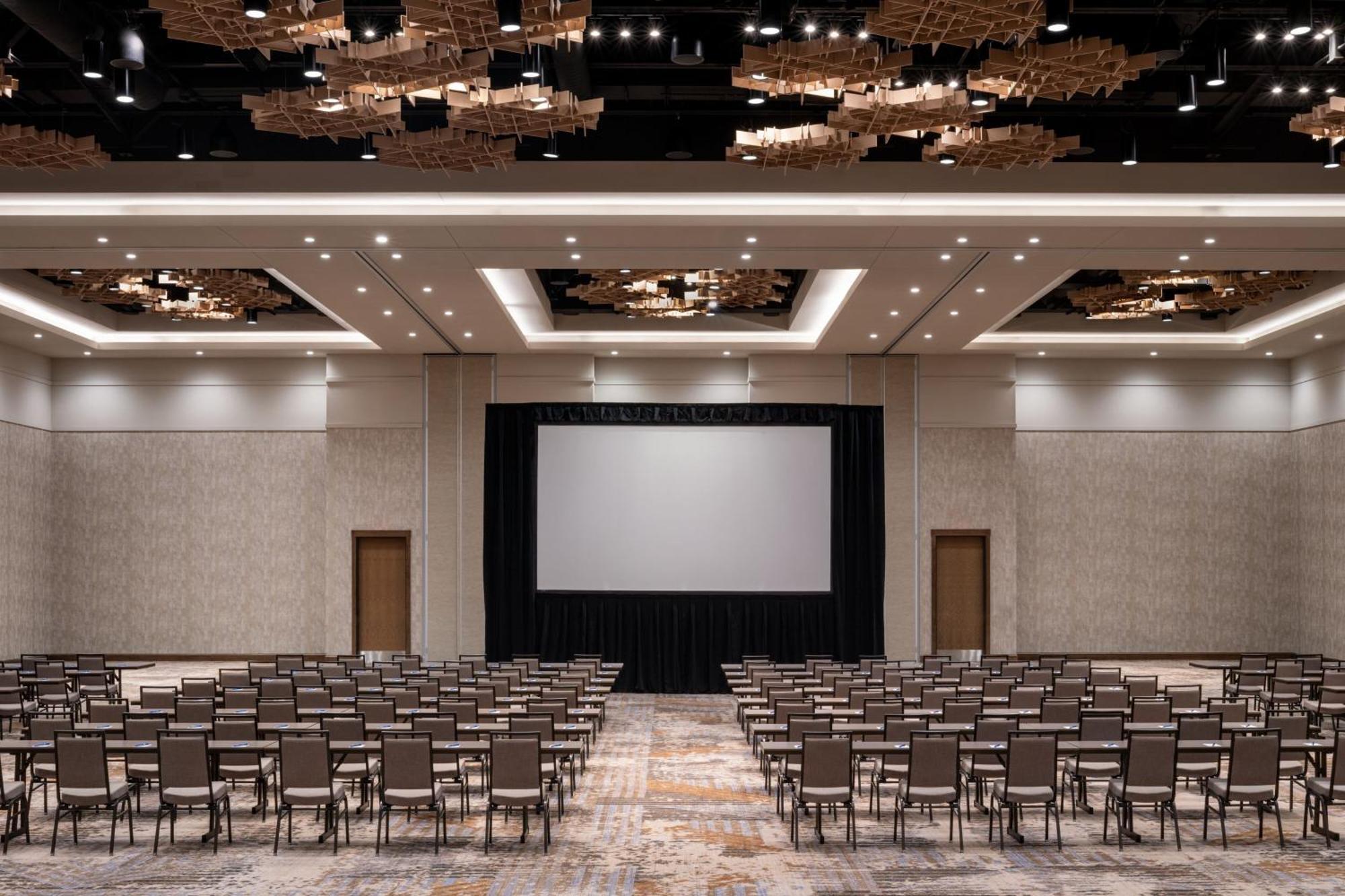Delta Hotels By Marriott Wichita Falls Convention Center Екстер'єр фото