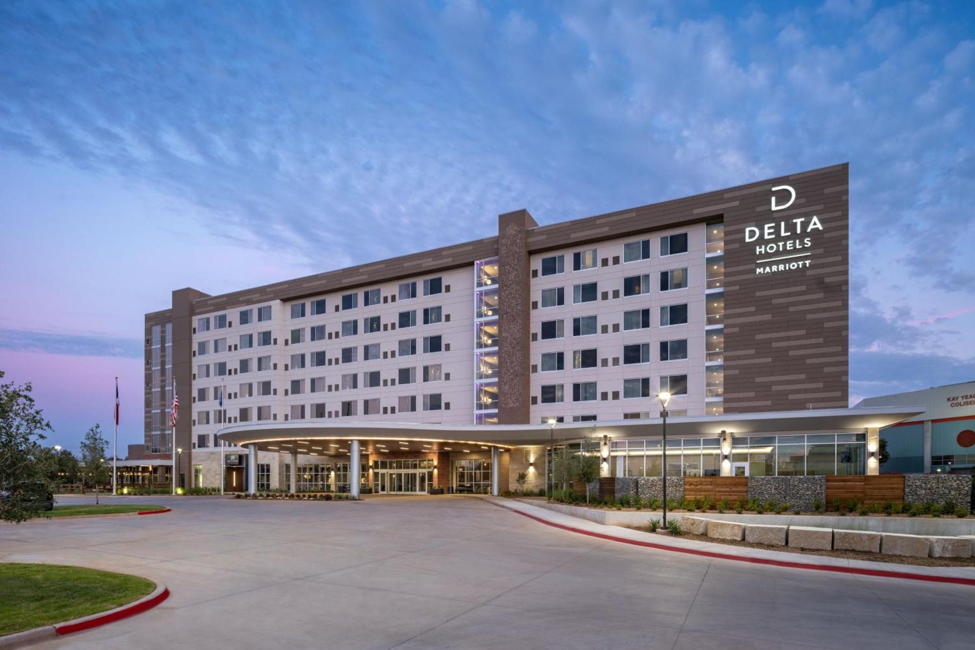 Delta Hotels By Marriott Wichita Falls Convention Center Екстер'єр фото